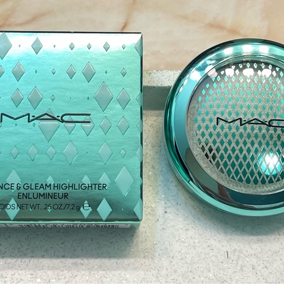 MAC ~ ‘INVESTMINT’ Bounce & Gleam Highlighter ~ Full Size ~ RARE & HTF ~ BNIB - Picture 8 of 16